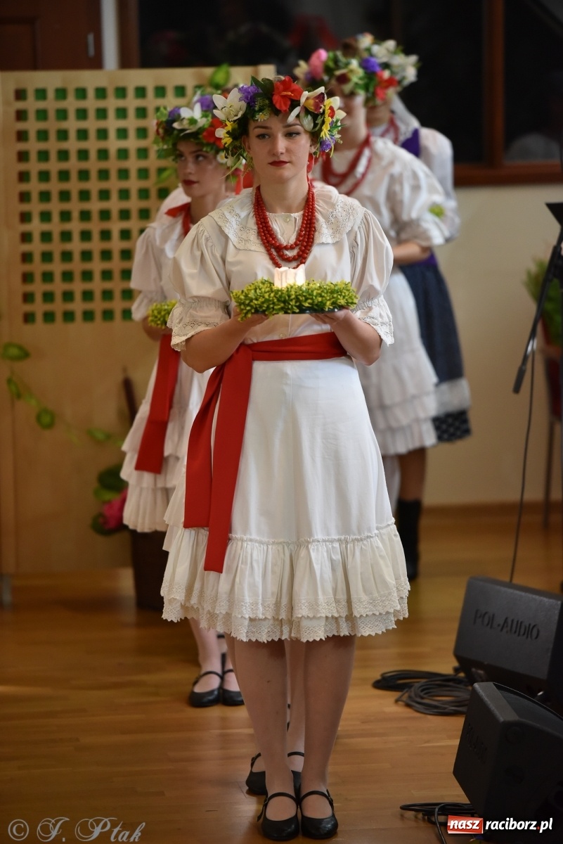 Zdjęcie w galerii na portalu naszraciborz.pl: Raciborskie Źródło zatańczyło dla małego Henia wiadomości z regionu