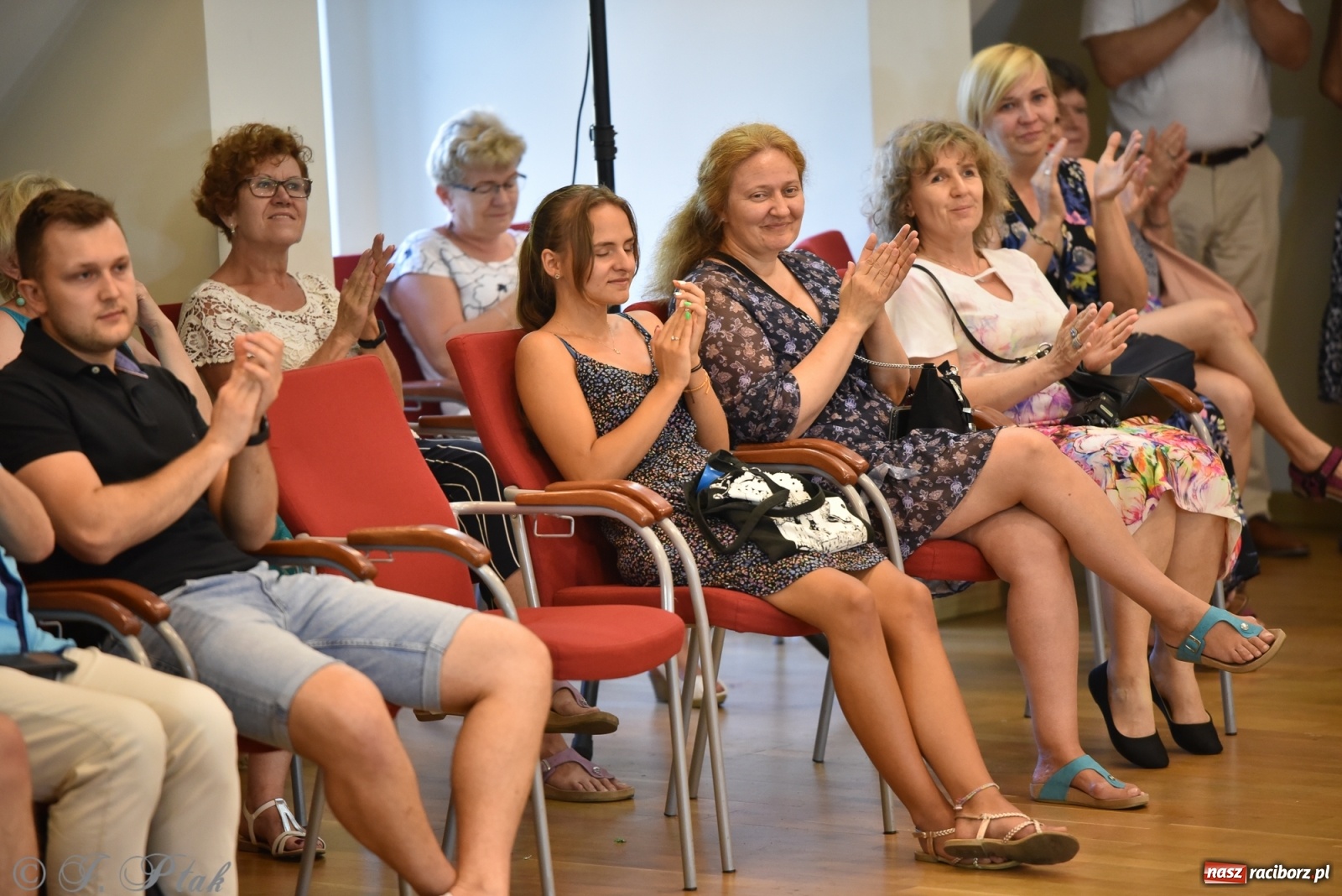 Zdjęcie w galerii na portalu naszraciborz.pl: Raciborskie Źródło zatańczyło dla małego Henia wiadomości z regionu