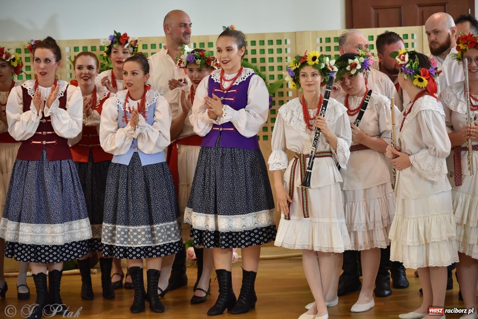 Zdjęcie w galerii na portalu naszraciborz.pl: Raciborskie Źródło zatańczyło dla małego Henia wiadomości z regionu