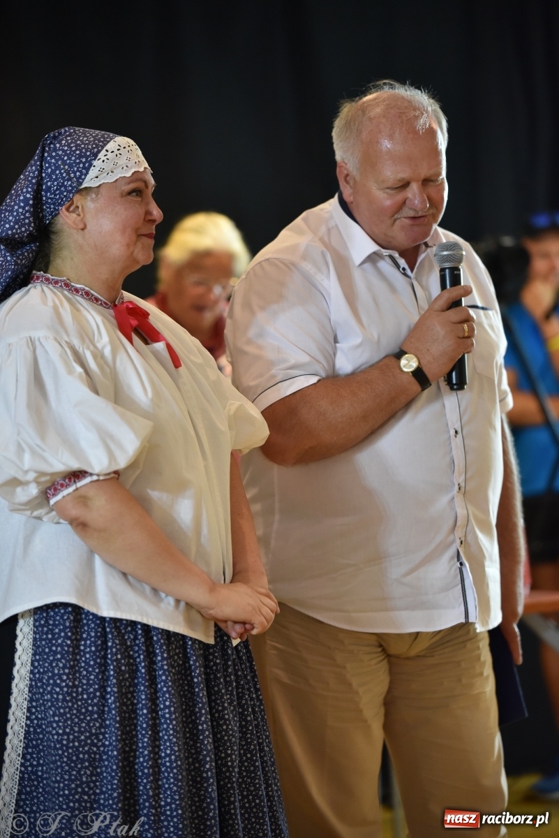 Zdjęcie w galerii na portalu naszraciborz.pl: Raciborskie Źródło zatańczyło dla małego Henia wiadomości z regionu