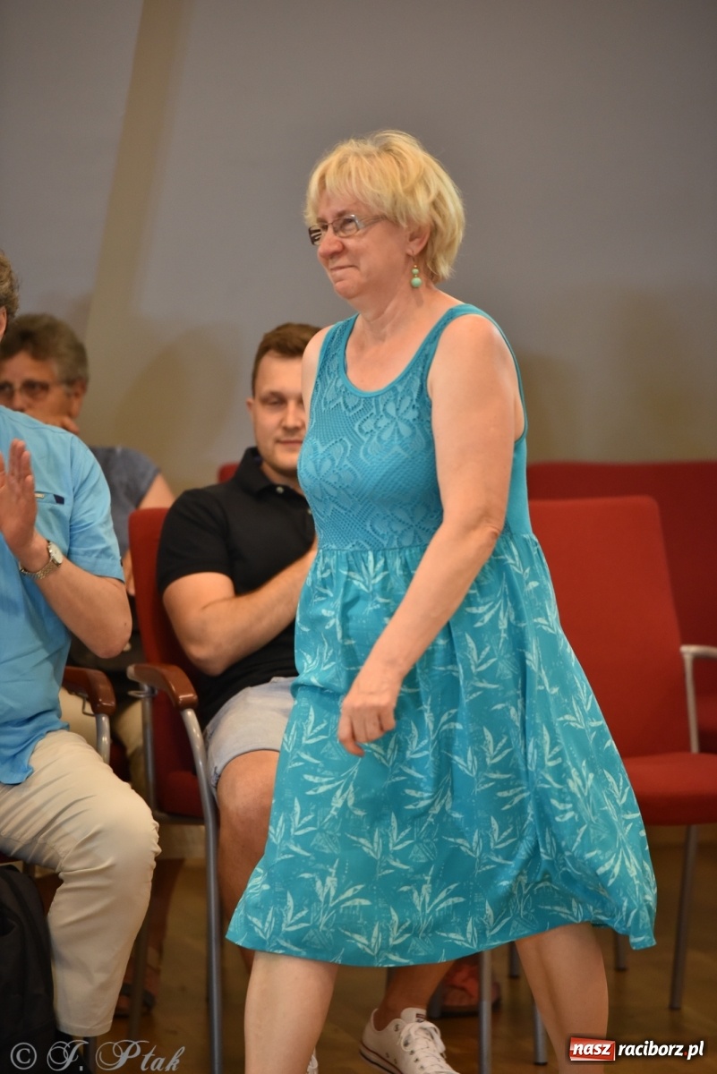 Zdjęcie w galerii na portalu naszraciborz.pl: Raciborskie Źródło zatańczyło dla małego Henia wiadomości z regionu