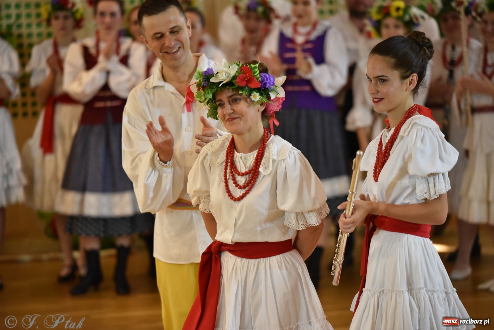 Zdjęcie w galerii na portalu naszraciborz.pl: Raciborskie Źródło zatańczyło dla małego Henia wiadomości z regionu