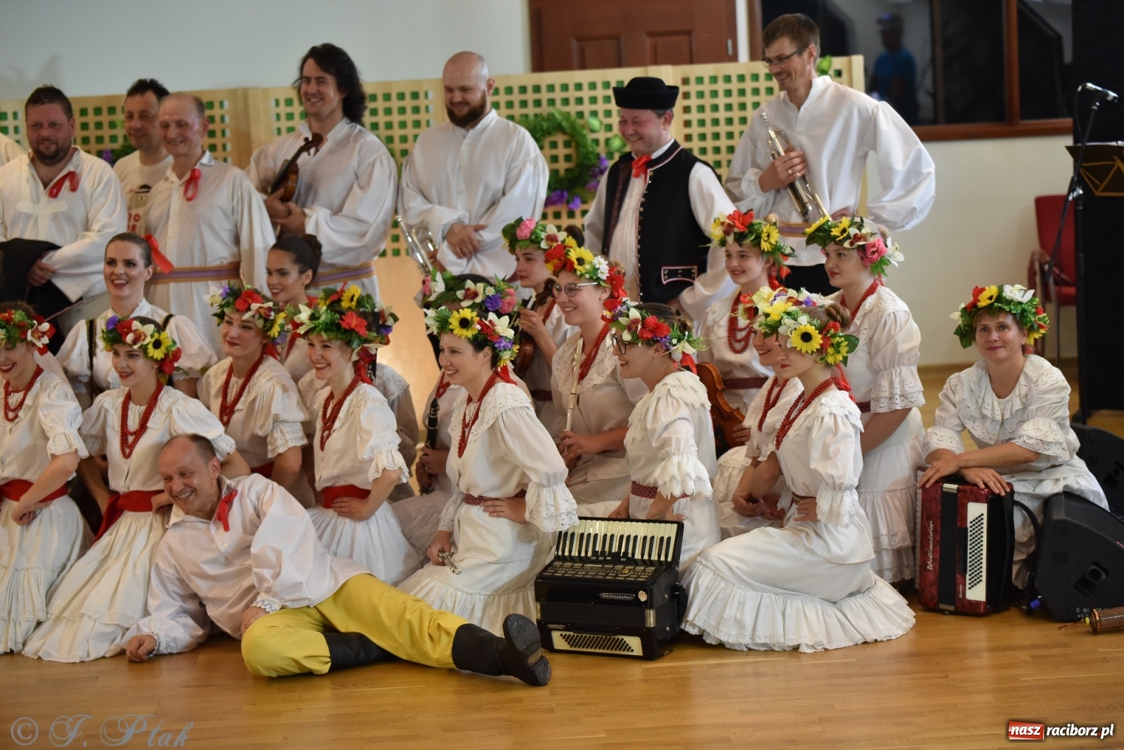 Zdjęcie w galerii na portalu naszraciborz.pl: Raciborskie Źródło zatańczyło dla małego Henia wiadomości z regionu