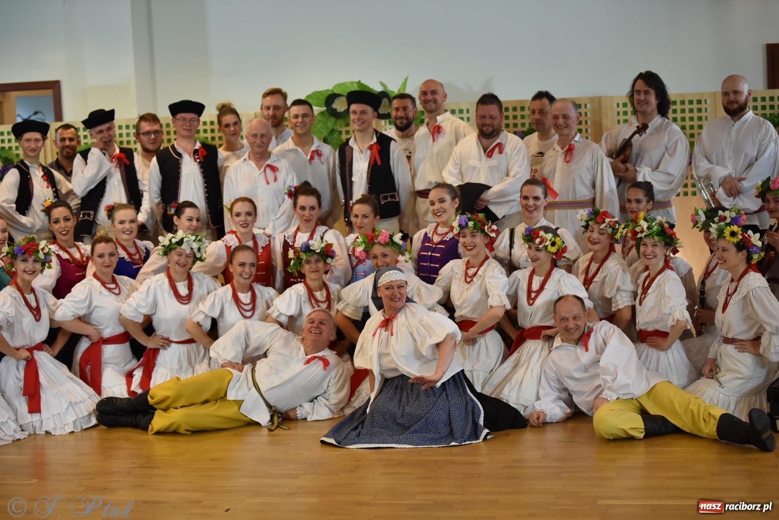 Zdjęcie w galerii na portalu naszraciborz.pl: Raciborskie Źródło zatańczyło dla małego Henia wiadomości z regionu