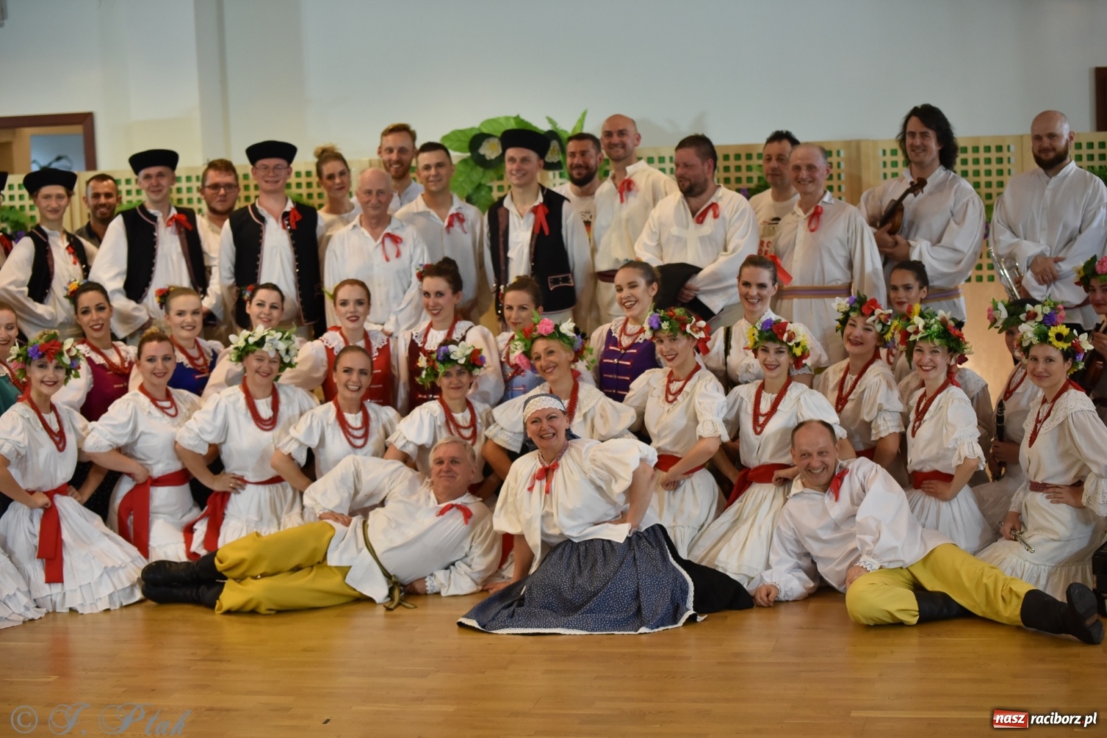 Zdjęcie w galerii na portalu naszraciborz.pl: Raciborskie Źródło zatańczyło dla małego Henia wiadomości z regionu