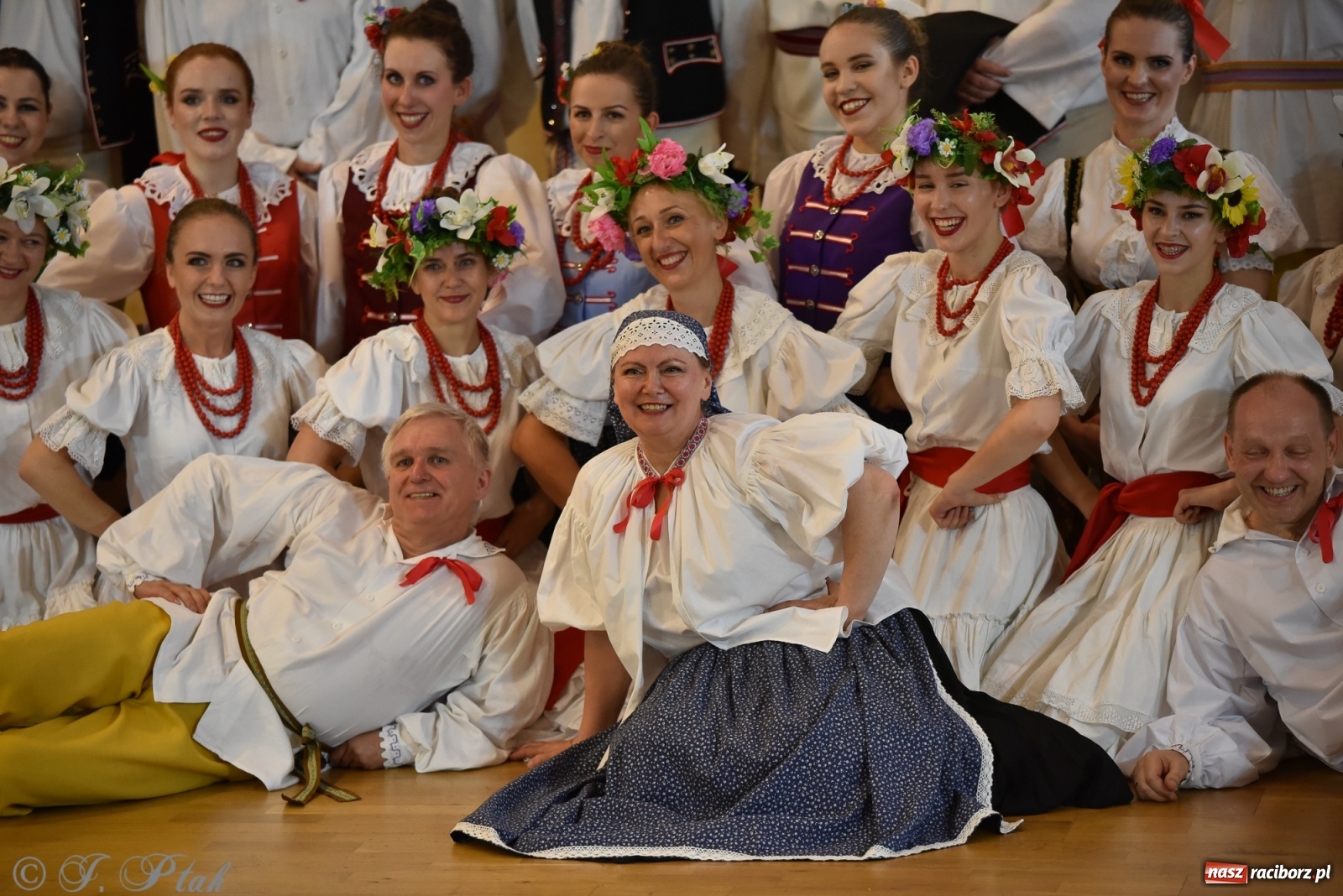 Zdjęcie w galerii na portalu naszraciborz.pl: Raciborskie Źródło zatańczyło dla małego Henia wiadomości z regionu