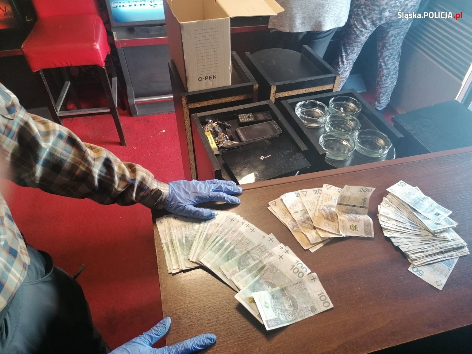 Zdjęcie w galerii na portalu naszraciborz.pl: Śląska policja uderza w nielegalny hazard wiadomości z regionu