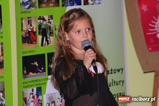 Zdjęcie w galerii na portalu naszraciborz.pl: Barbie Talent Show w MDK-u wiadomości z regionu