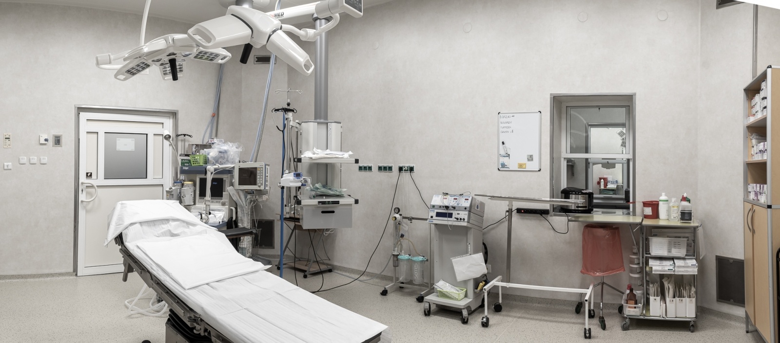 Zdjęcie w galerii na portalu naszraciborz.pl: Dobiegł końca remont bloku operacyjnego w szpitalu w Kędzierzynie-Koźlu wiadomości z regionu