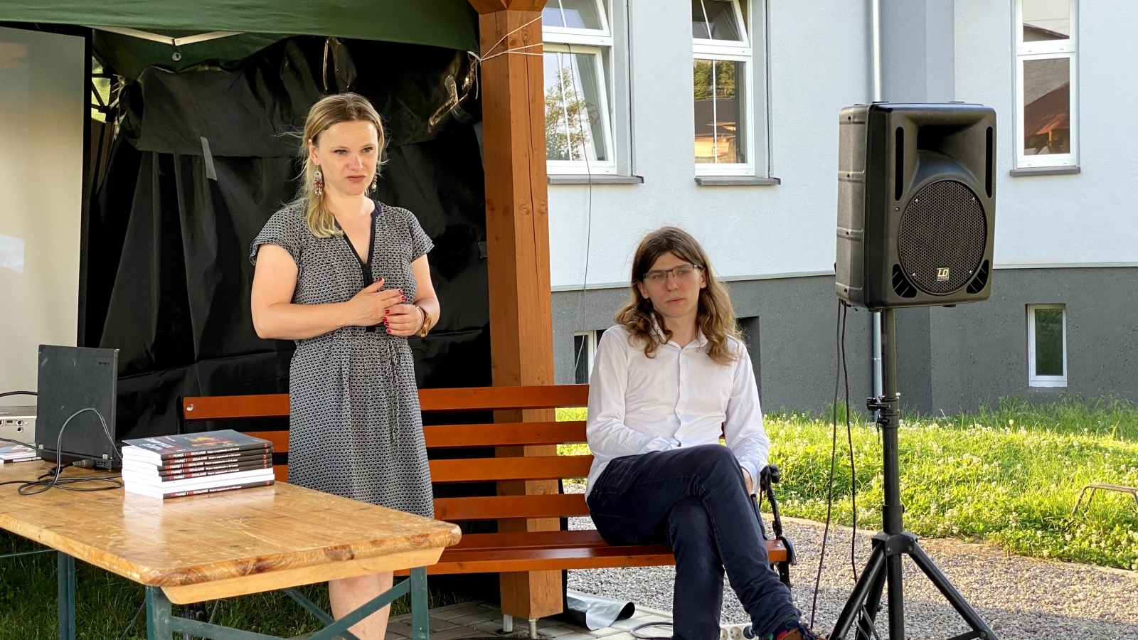 Zdjęcie w galerii na portalu naszraciborz.pl: Spotkanie z podróżniczką Kalą Dobosz w Krzanowicach wiadomości z regionu