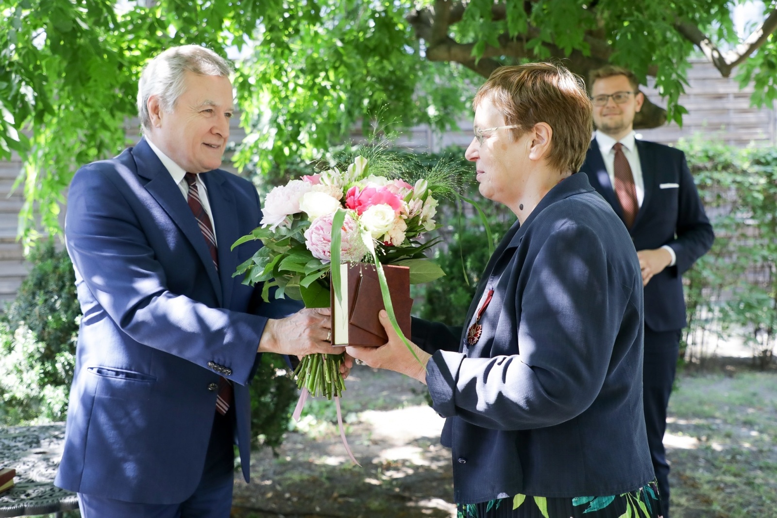 Zdjęcie w galerii na portalu naszraciborz.pl: Działacze kultury z Raciborza odznaczeni przez ministra wiadomości z regionu