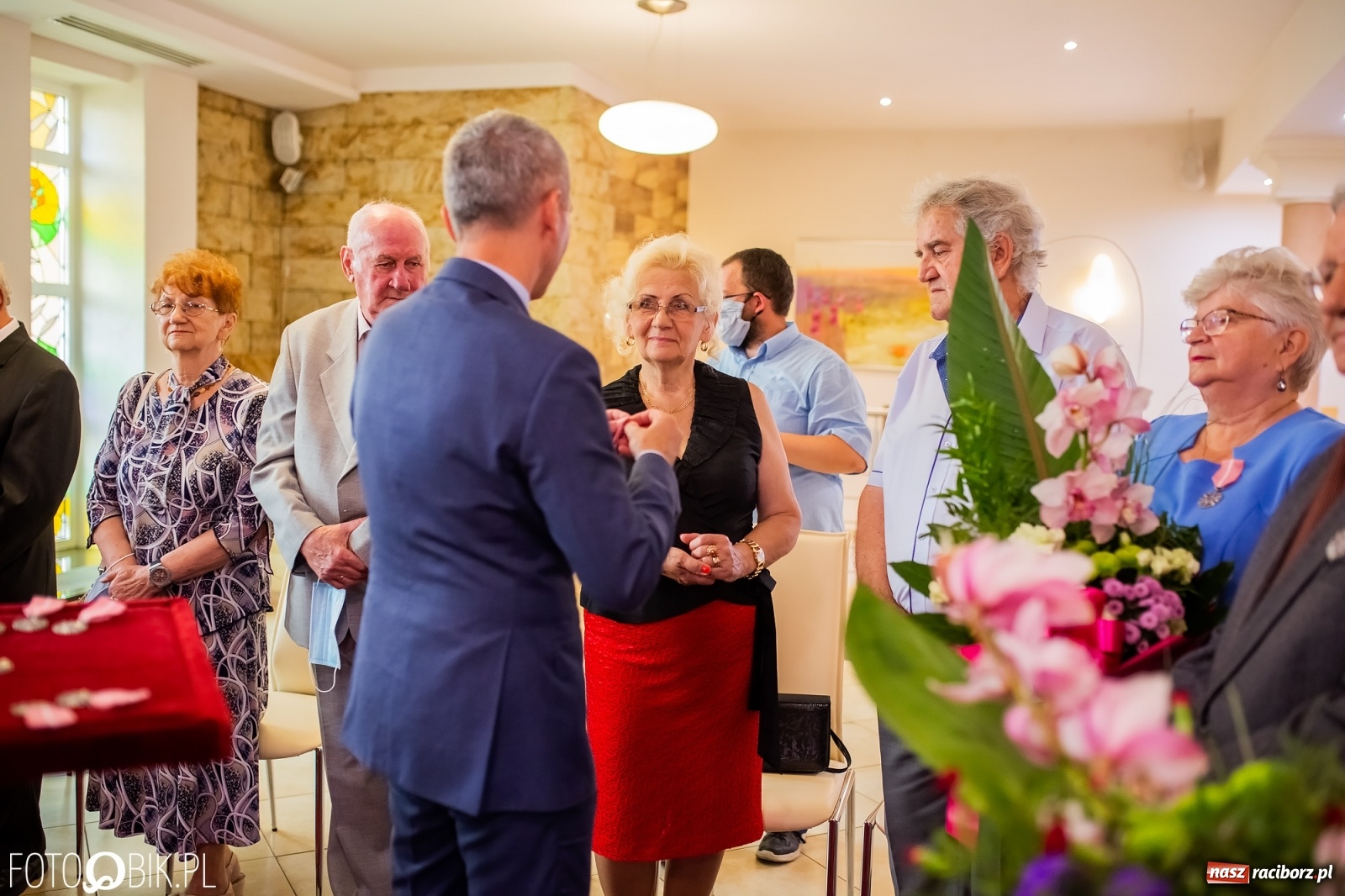 Zdjęcie w galerii na portalu naszraciborz.pl: Pół wieku razem. Złote Gody w raciborskim USC [FOTO i WIDEO] wiadomości z regionu