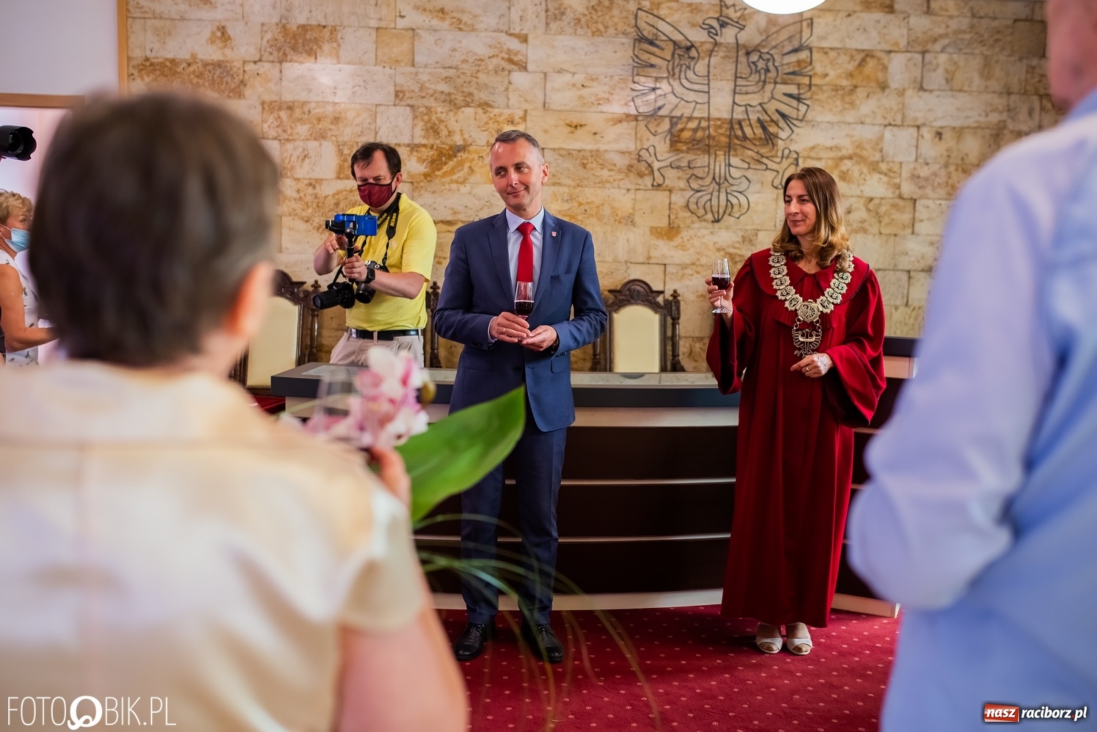 Zdjęcie w galerii na portalu naszraciborz.pl: Pół wieku razem. Złote Gody w raciborskim USC [FOTO i WIDEO] wiadomości z regionu