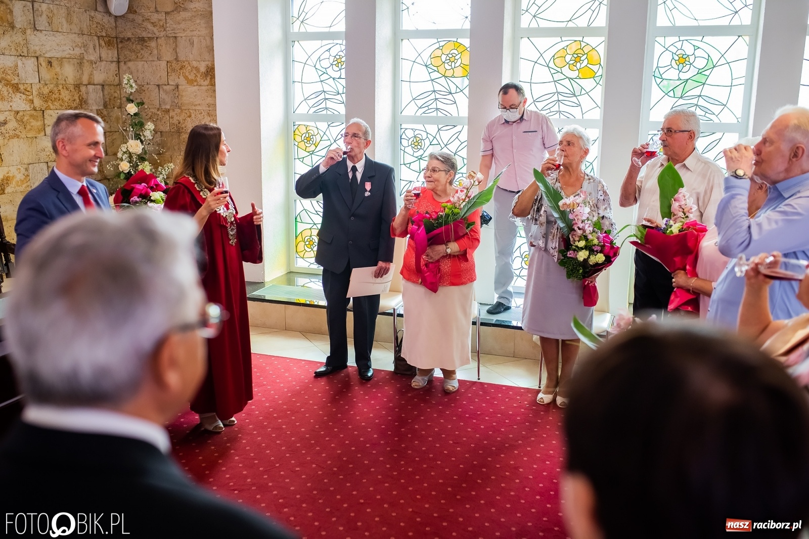 Zdjęcie w galerii na portalu naszraciborz.pl: Pół wieku razem. Złote Gody w raciborskim USC [FOTO i WIDEO] wiadomości z regionu