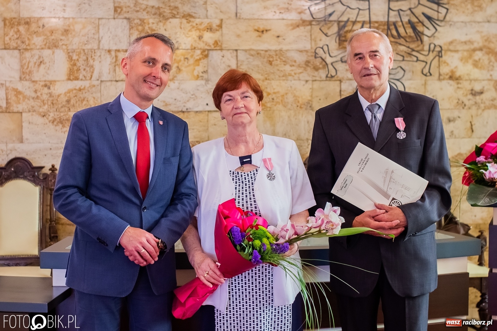 Zdjęcie w galerii na portalu naszraciborz.pl: Pół wieku razem. Złote Gody w raciborskim USC [FOTO i WIDEO] wiadomości z regionu