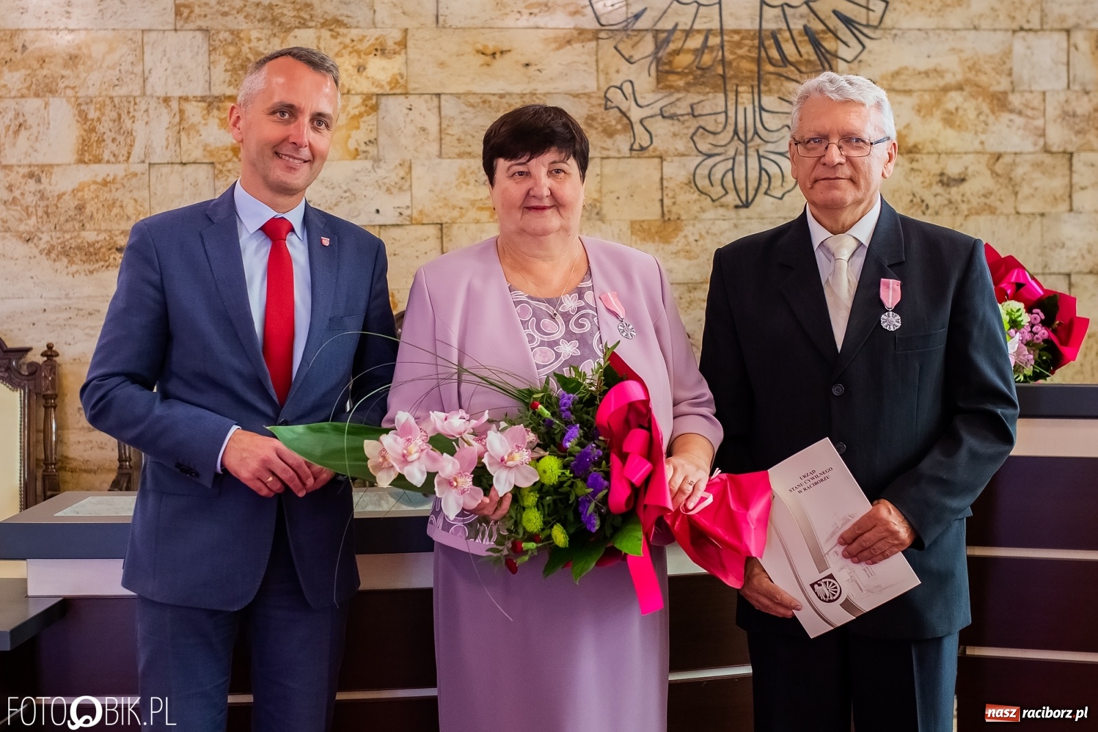 Zdjęcie w galerii na portalu naszraciborz.pl: Pół wieku razem. Złote Gody w raciborskim USC [FOTO i WIDEO] wiadomości z regionu
