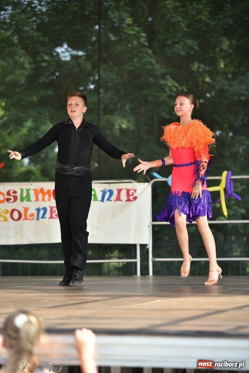 Zdjęcie w galerii na portalu naszraciborz.pl: MDK kończy rok szkolny tanecznym show [FOTO] wiadomości z regionu