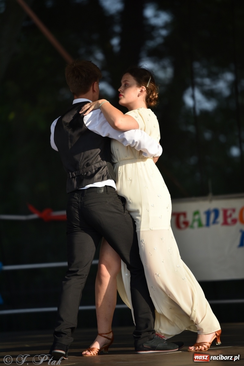 Zdjęcie w galerii na portalu naszraciborz.pl: MDK kończy rok szkolny tanecznym show [FOTO] wiadomości z regionu