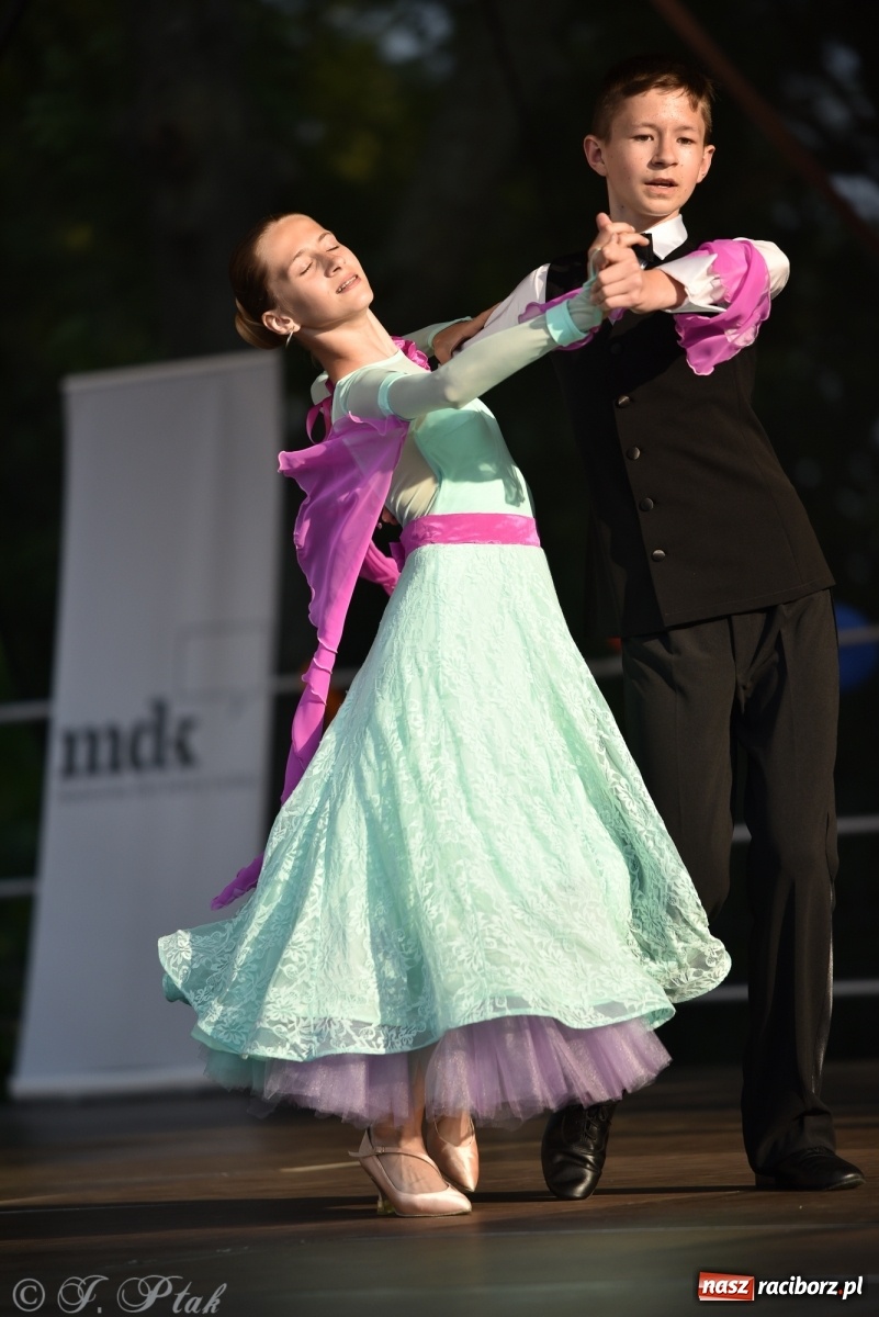 Zdjęcie w galerii na portalu naszraciborz.pl: MDK kończy rok szkolny tanecznym show [FOTO] wiadomości z regionu