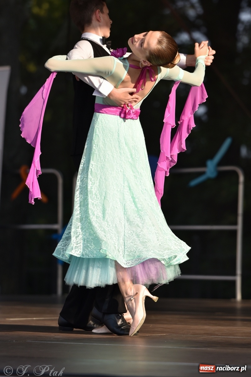 Zdjęcie w galerii na portalu naszraciborz.pl: MDK kończy rok szkolny tanecznym show [FOTO] wiadomości z regionu