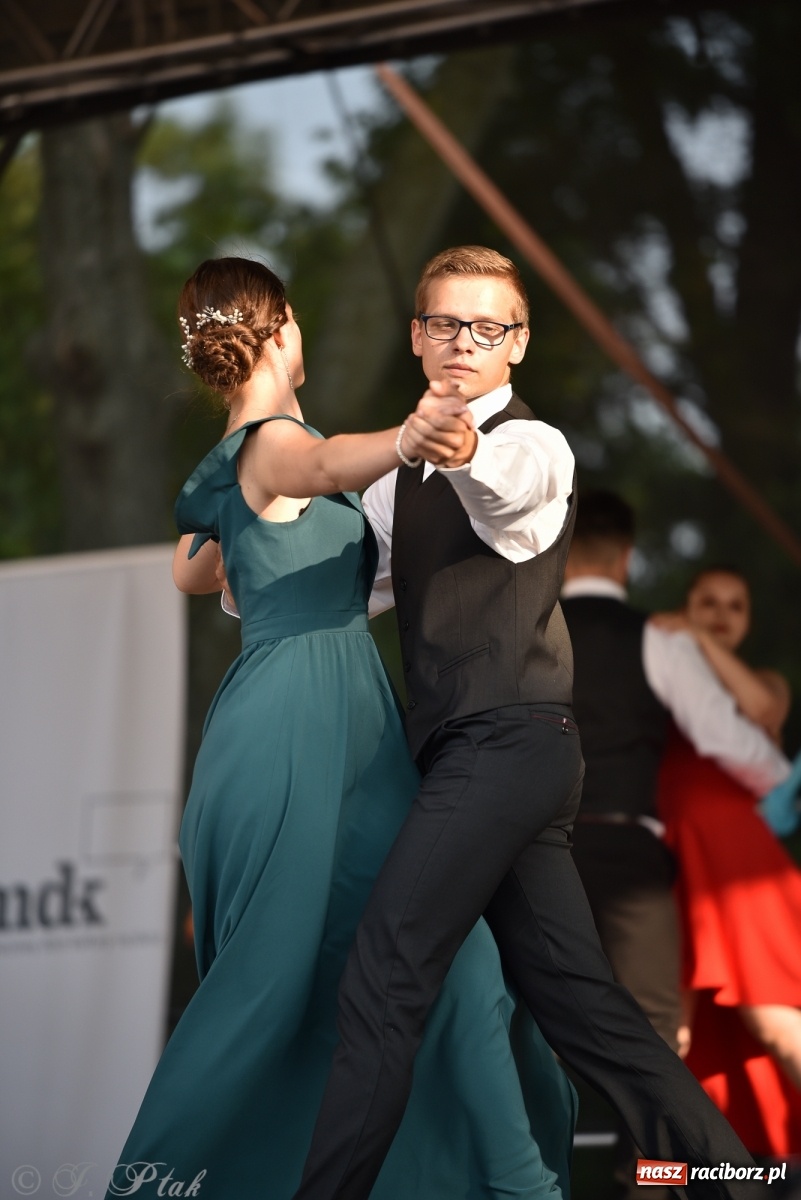 Zdjęcie w galerii na portalu naszraciborz.pl: MDK kończy rok szkolny tanecznym show [FOTO] wiadomości z regionu