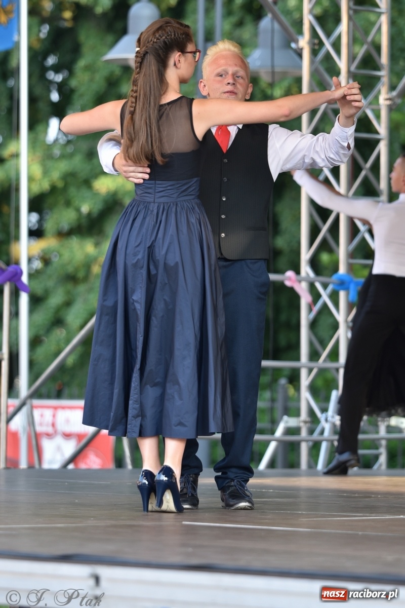Zdjęcie w galerii na portalu naszraciborz.pl: MDK kończy rok szkolny tanecznym show [FOTO] wiadomości z regionu