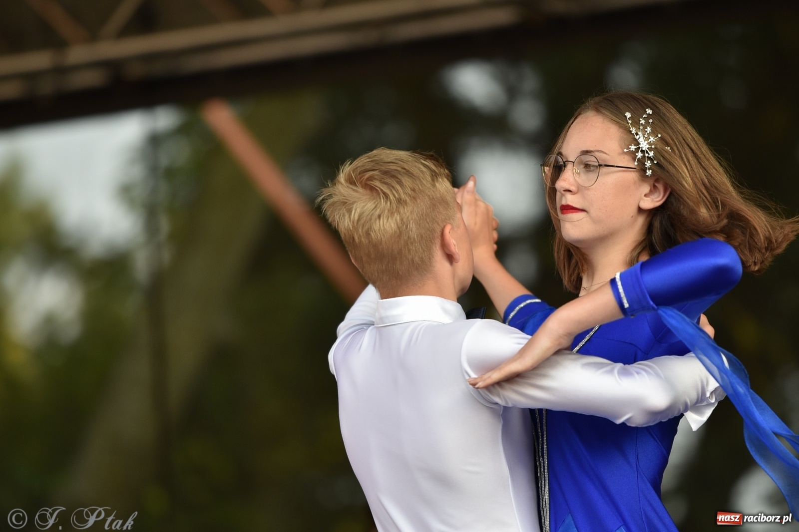 Zdjęcie w galerii na portalu naszraciborz.pl: MDK kończy rok szkolny tanecznym show [FOTO] wiadomości z regionu