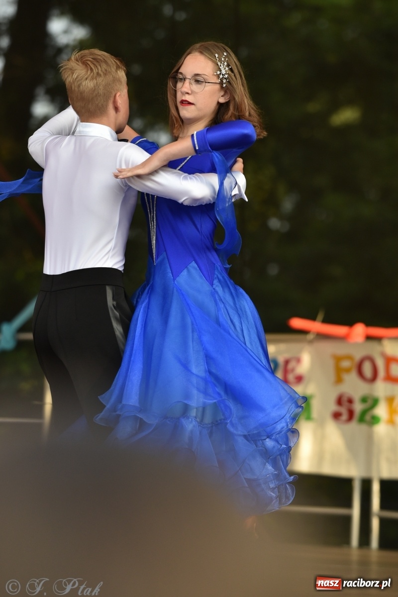 Zdjęcie w galerii na portalu naszraciborz.pl: MDK kończy rok szkolny tanecznym show [FOTO] wiadomości z regionu