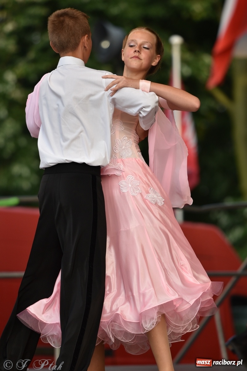 Zdjęcie w galerii na portalu naszraciborz.pl: MDK kończy rok szkolny tanecznym show [FOTO] wiadomości z regionu