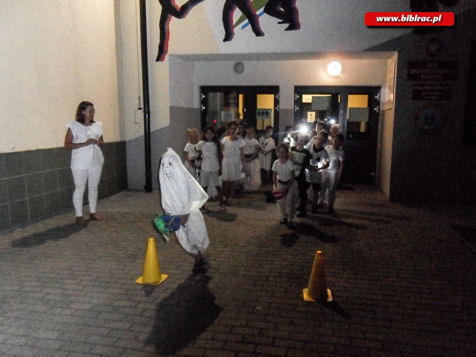 Zdjęcie w galerii na portalu naszraciborz.pl: Nocka z duszkami na pożegnanie przedszkolaków w Markowicach wiadomości z regionu