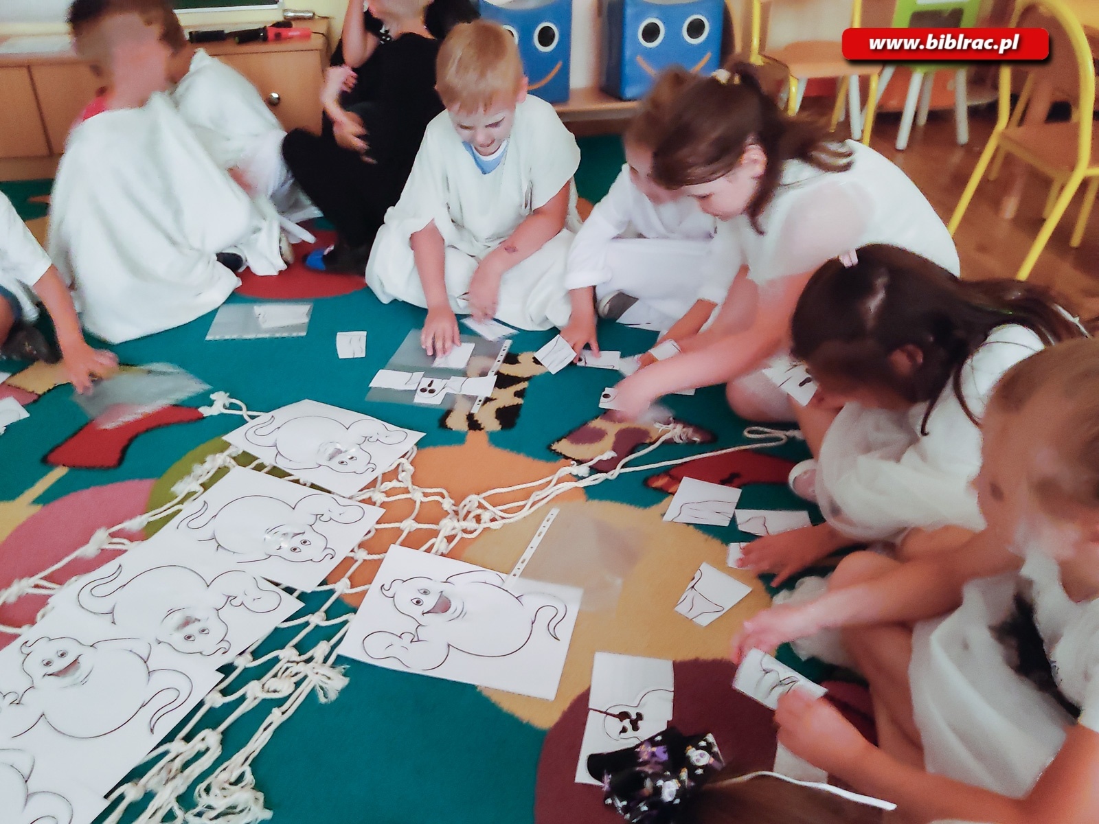 Zdjęcie w galerii na portalu naszraciborz.pl: Nocka z duszkami na pożegnanie przedszkolaków w Markowicach wiadomości z regionu