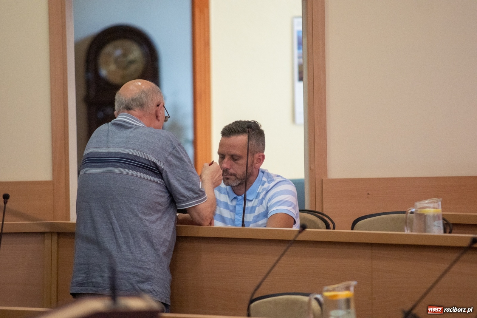 Zdjęcie w galerii na portalu naszraciborz.pl: W ratuszu o korkach na Rybnickiej, łataniu Królewskiej, wyścigach na Ocicach i pasach na Morawskiej wiadomości z regionu