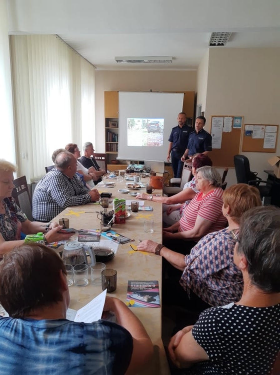 Zdjęcie w galerii na portalu naszraciborz.pl: Gmina Krzanowice dołączyła do kampanii przeciw pijanym kierowcom wiadomości z regionu