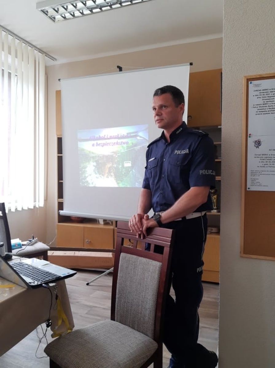 Zdjęcie w galerii na portalu naszraciborz.pl: Gmina Krzanowice dołączyła do kampanii przeciw pijanym kierowcom wiadomości z regionu