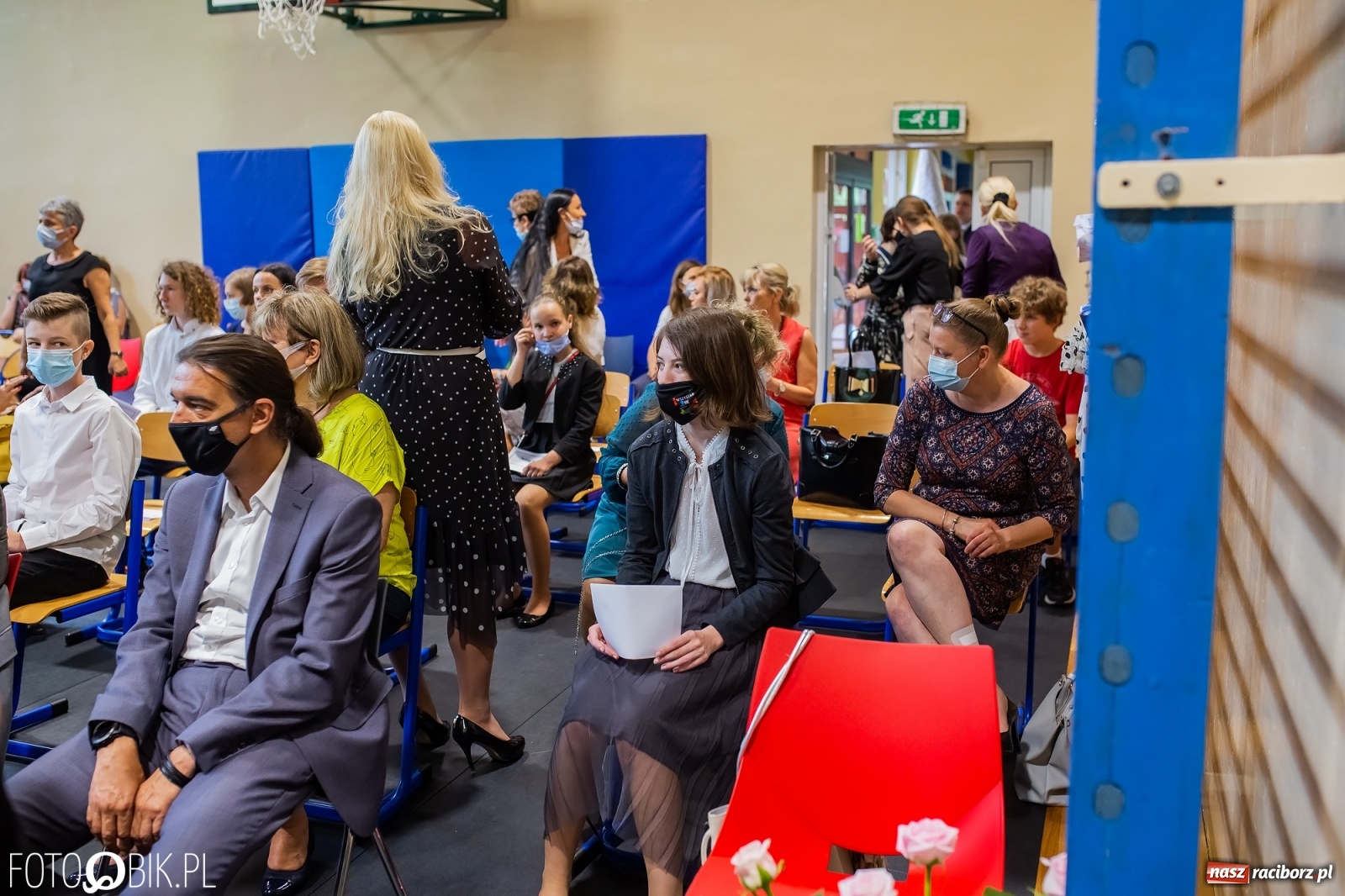 Zdjęcie w galerii na portalu naszraciborz.pl: Miejskie zakończenie roku szkolnego. Nagrodzono laureatów i finalistów konkursów wiadomości z regionu