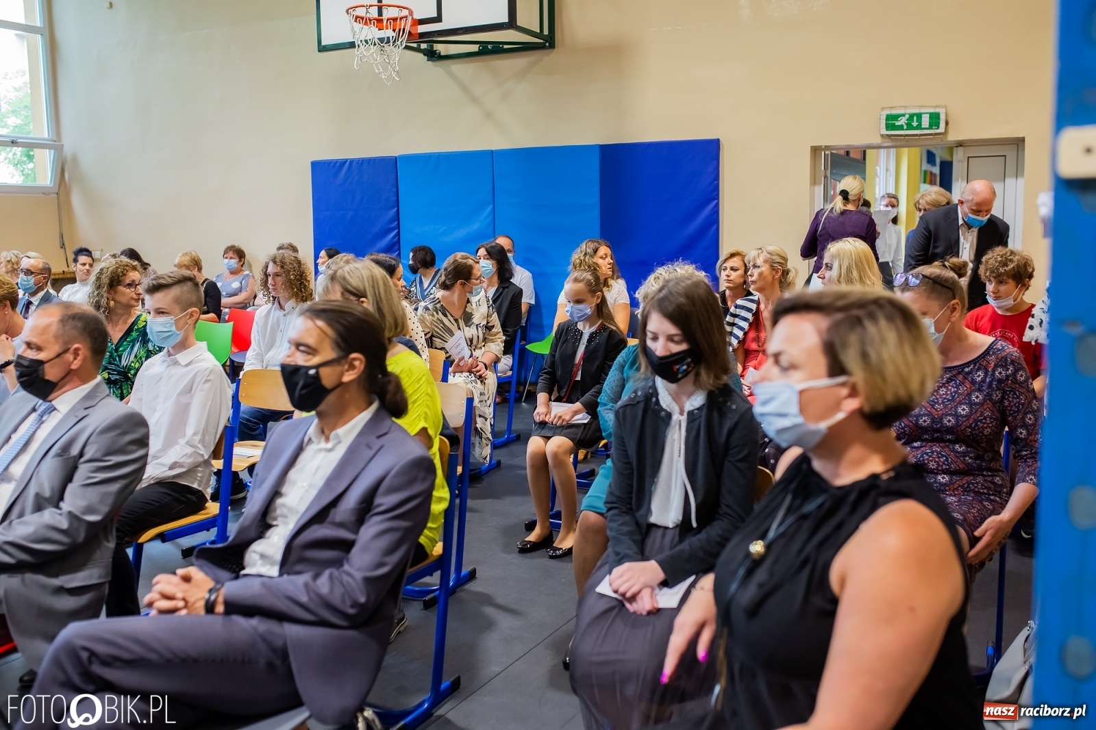 Zdjęcie w galerii na portalu naszraciborz.pl: Miejskie zakończenie roku szkolnego. Nagrodzono laureatów i finalistów konkursów wiadomości z regionu