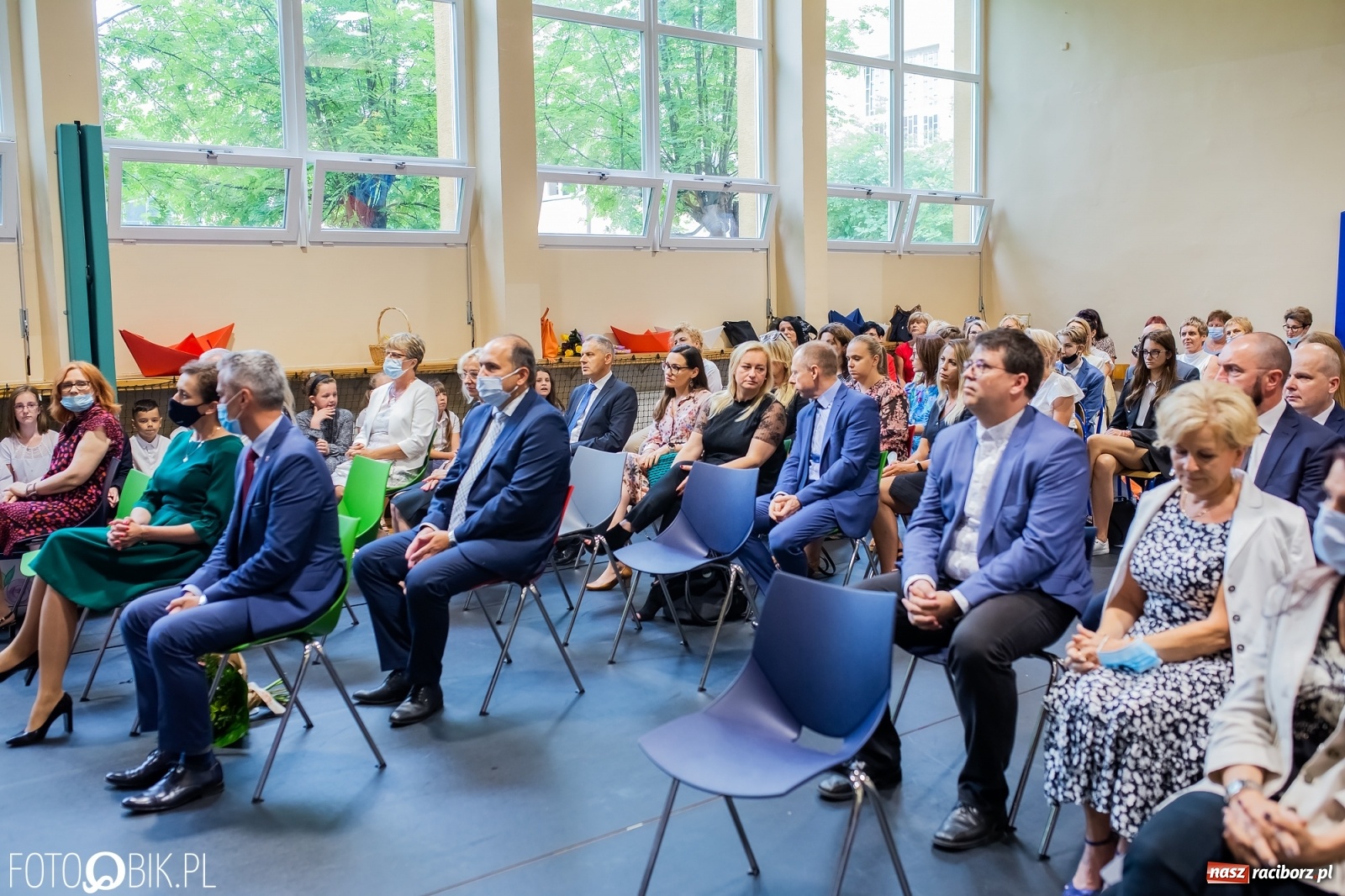 Zdjęcie w galerii na portalu naszraciborz.pl: Miejskie zakończenie roku szkolnego. Nagrodzono laureatów i finalistów konkursów wiadomości z regionu