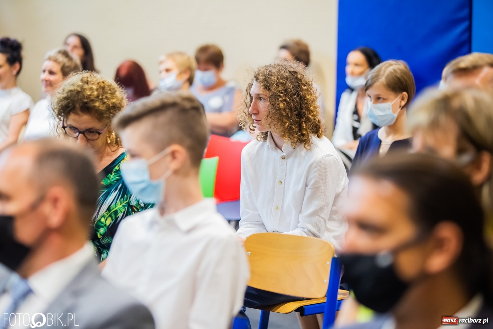 Zdjęcie w galerii na portalu naszraciborz.pl: Miejskie zakończenie roku szkolnego. Nagrodzono laureatów i finalistów konkursów wiadomości z regionu