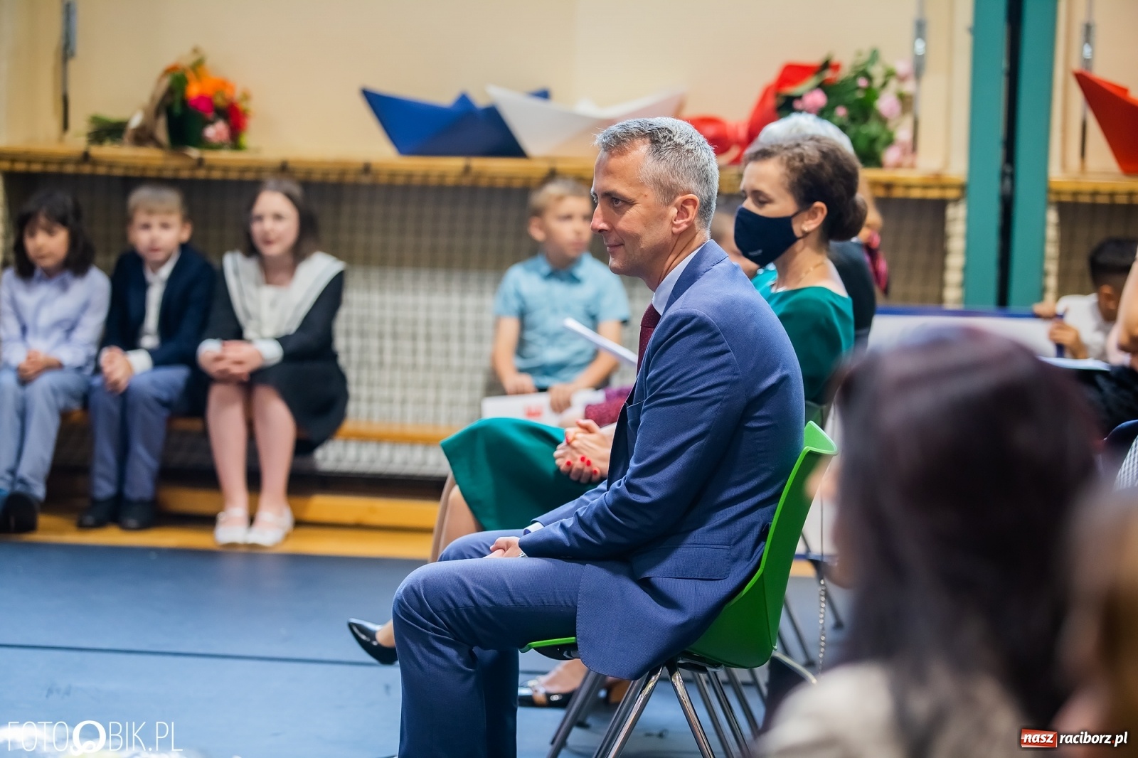 Zdjęcie w galerii na portalu naszraciborz.pl: Miejskie zakończenie roku szkolnego. Nagrodzono laureatów i finalistów konkursów wiadomości z regionu