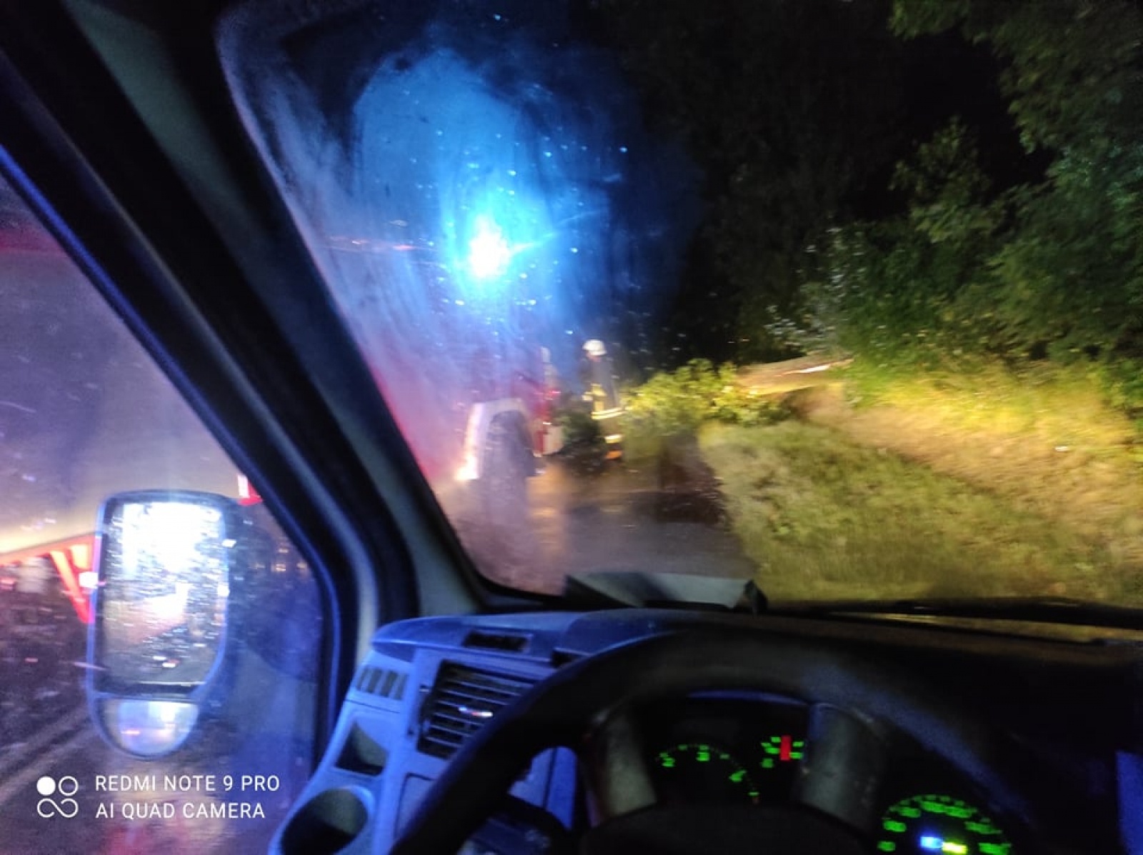 Zdjęcie w galerii na portalu naszraciborz.pl: Raport 998. Strażacka walka ze skutkami burzy wiadomości z regionu