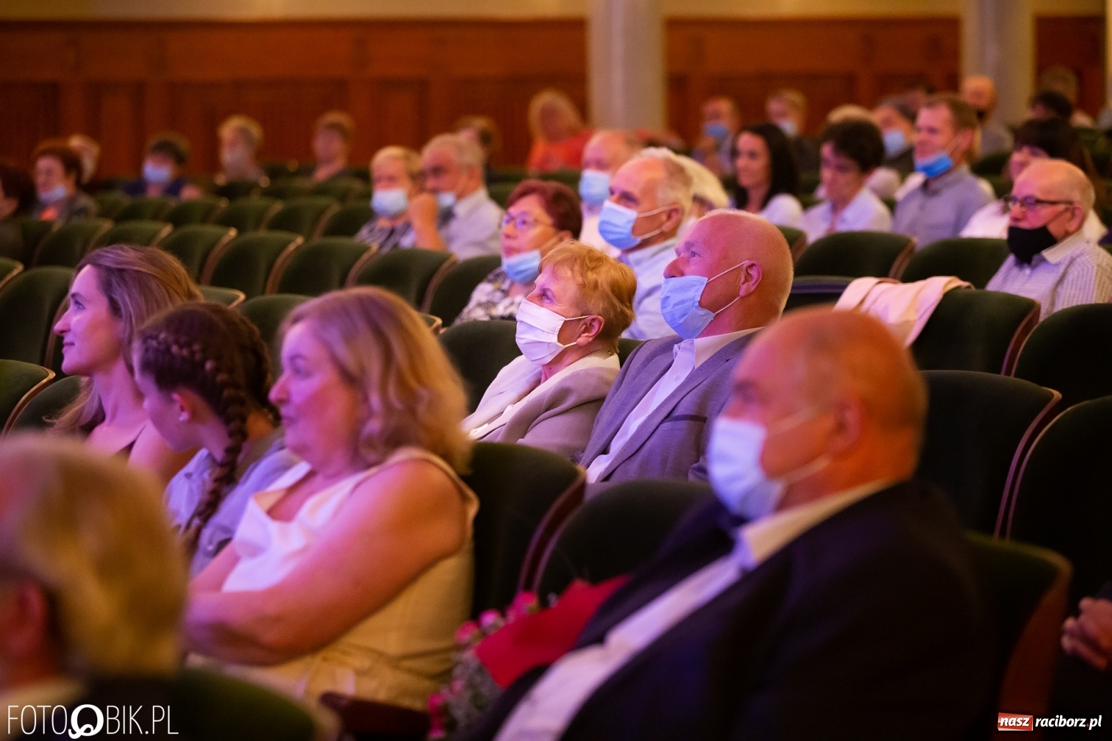 Zdjęcie w galerii na portalu naszraciborz.pl: UNITAS IN VERITATE. Wręczono medale im. Ks. Stefana Pieczki wiadomości z regionu
