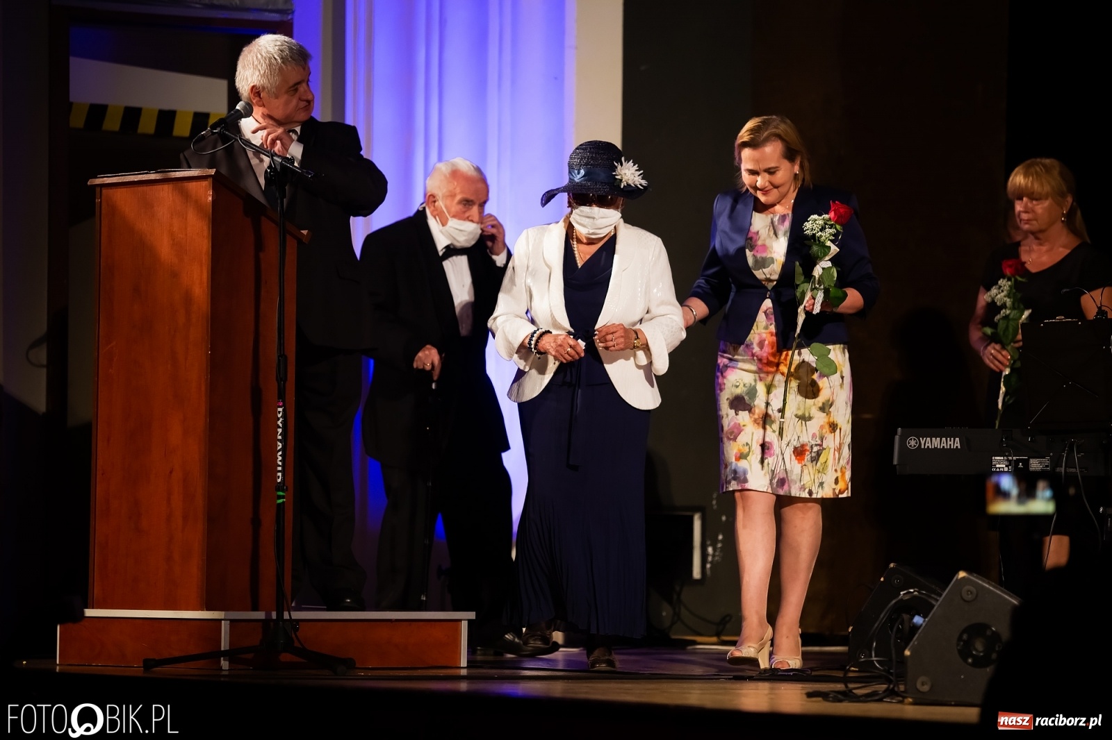 Zdjęcie w galerii na portalu naszraciborz.pl: UNITAS IN VERITATE. Wręczono medale im. Ks. Stefana Pieczki wiadomości z regionu