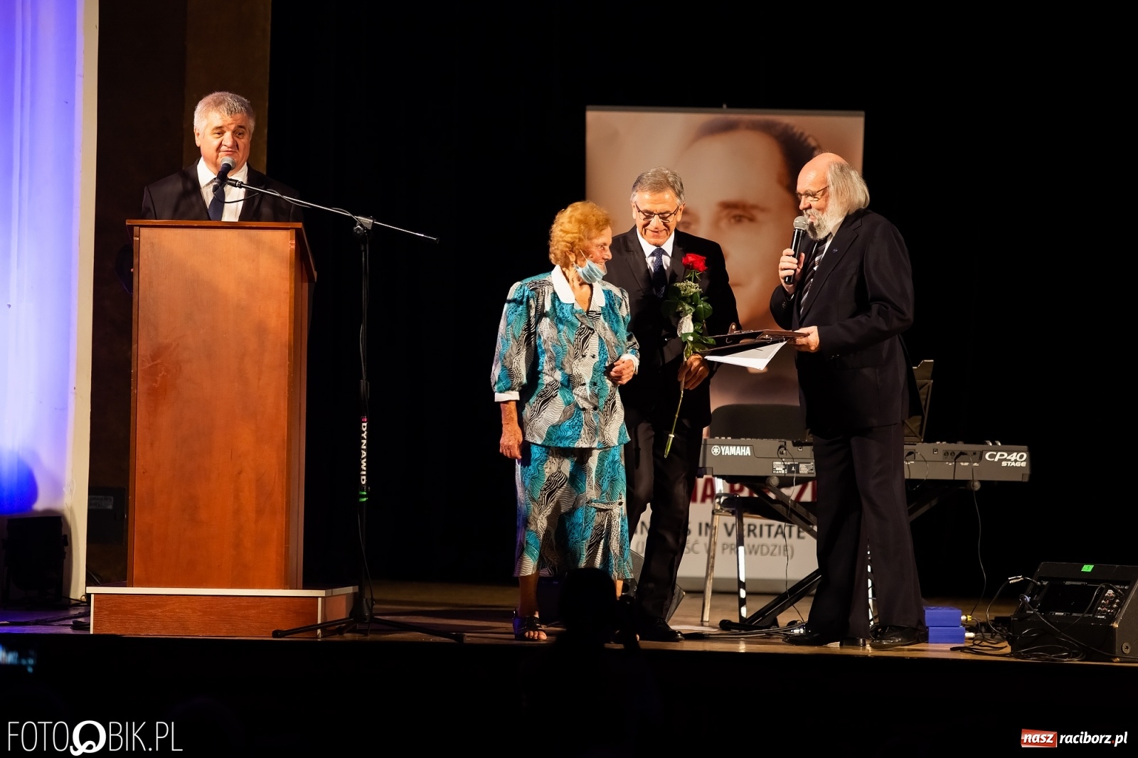 Zdjęcie w galerii na portalu naszraciborz.pl: UNITAS IN VERITATE. Wręczono medale im. Ks. Stefana Pieczki wiadomości z regionu