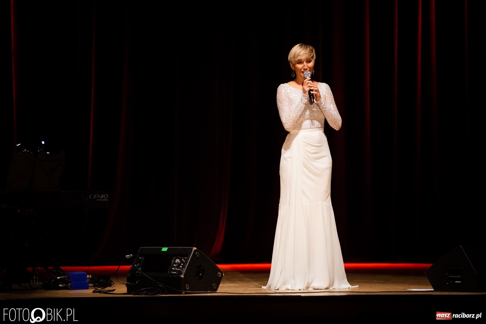 Zdjęcie w galerii na portalu naszraciborz.pl: UNITAS IN VERITATE. Wręczono medale im. Ks. Stefana Pieczki wiadomości z regionu