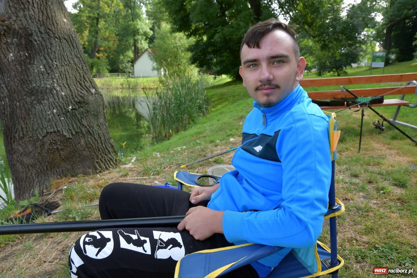 Zdjęcie w galerii na portalu naszraciborz.pl: Zawody w Krowiarkach. Zaczęło się od tęgiego lina wiadomości z regionu