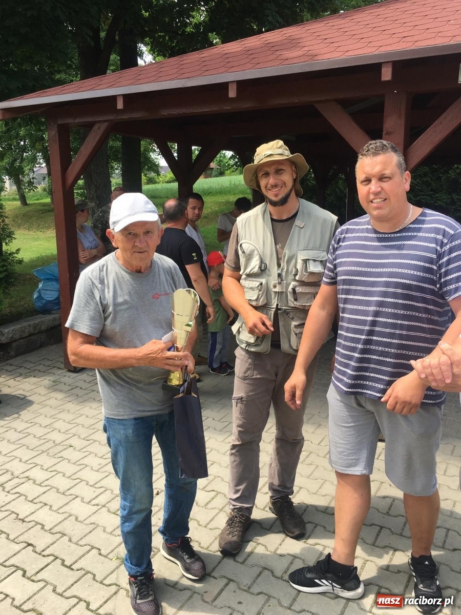 Zdjęcie w galerii na portalu naszraciborz.pl: Zawody w Krowiarkach. Zaczęło się od tęgiego lina wiadomości z regionu