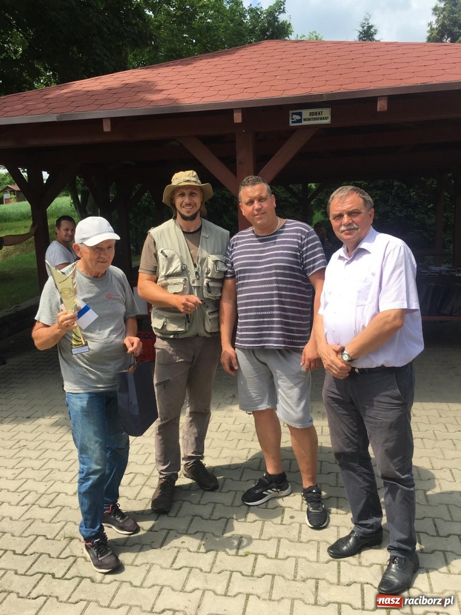 Zdjęcie w galerii na portalu naszraciborz.pl: Zawody w Krowiarkach. Zaczęło się od tęgiego lina wiadomości z regionu