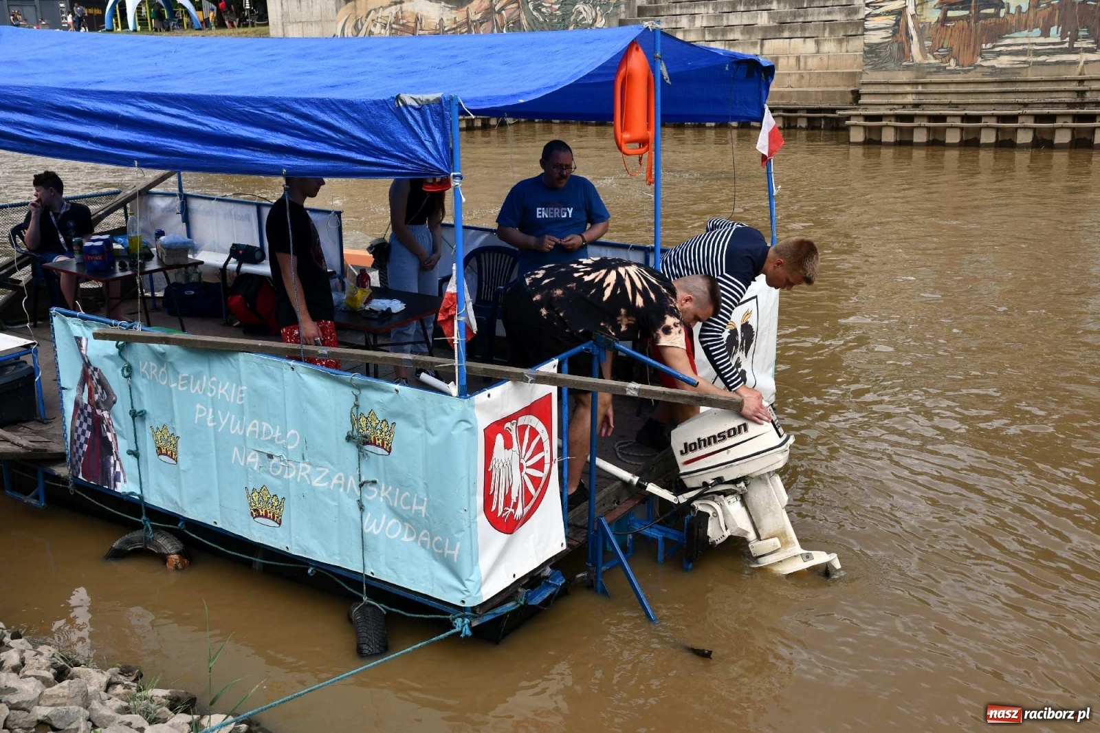 Zdjęcie w galerii na portalu naszraciborz.pl: Ahoj przygodo! Trzydzieści pływadeł ruszyło do Kędzierzyna-Koźla wiadomości z regionu