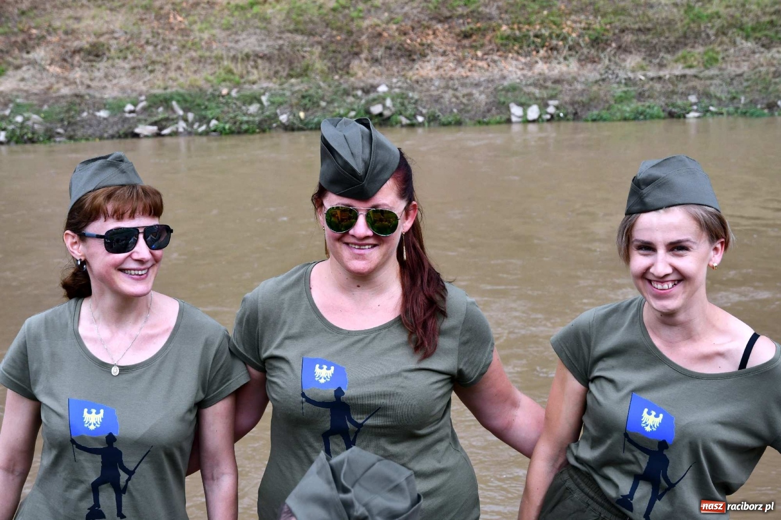 Zdjęcie w galerii na portalu naszraciborz.pl: Ahoj przygodo! Trzydzieści pływadeł ruszyło do Kędzierzyna-Koźla wiadomości z regionu