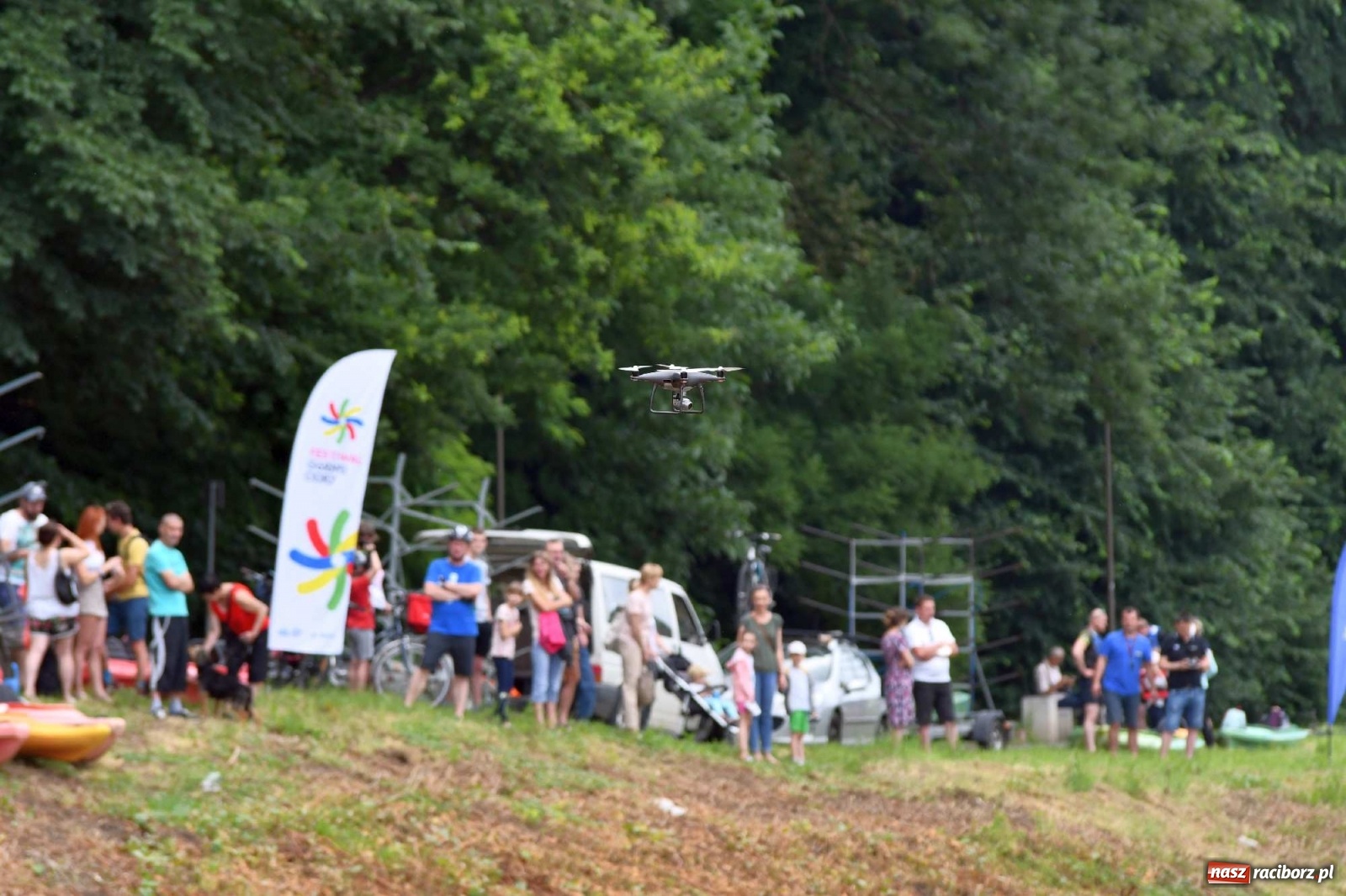 Zdjęcie w galerii na portalu naszraciborz.pl: Ahoj przygodo! Trzydzieści pływadeł ruszyło do Kędzierzyna-Koźla wiadomości z regionu